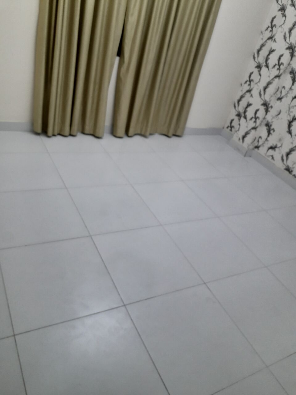 Hidd, Apartments, Flats, Houses & Villas, BHD 180/month,  1 BR,  90 Sq. Meter,  1 Bhk Semi Furnished Flat Available In Hidd Call Aleena