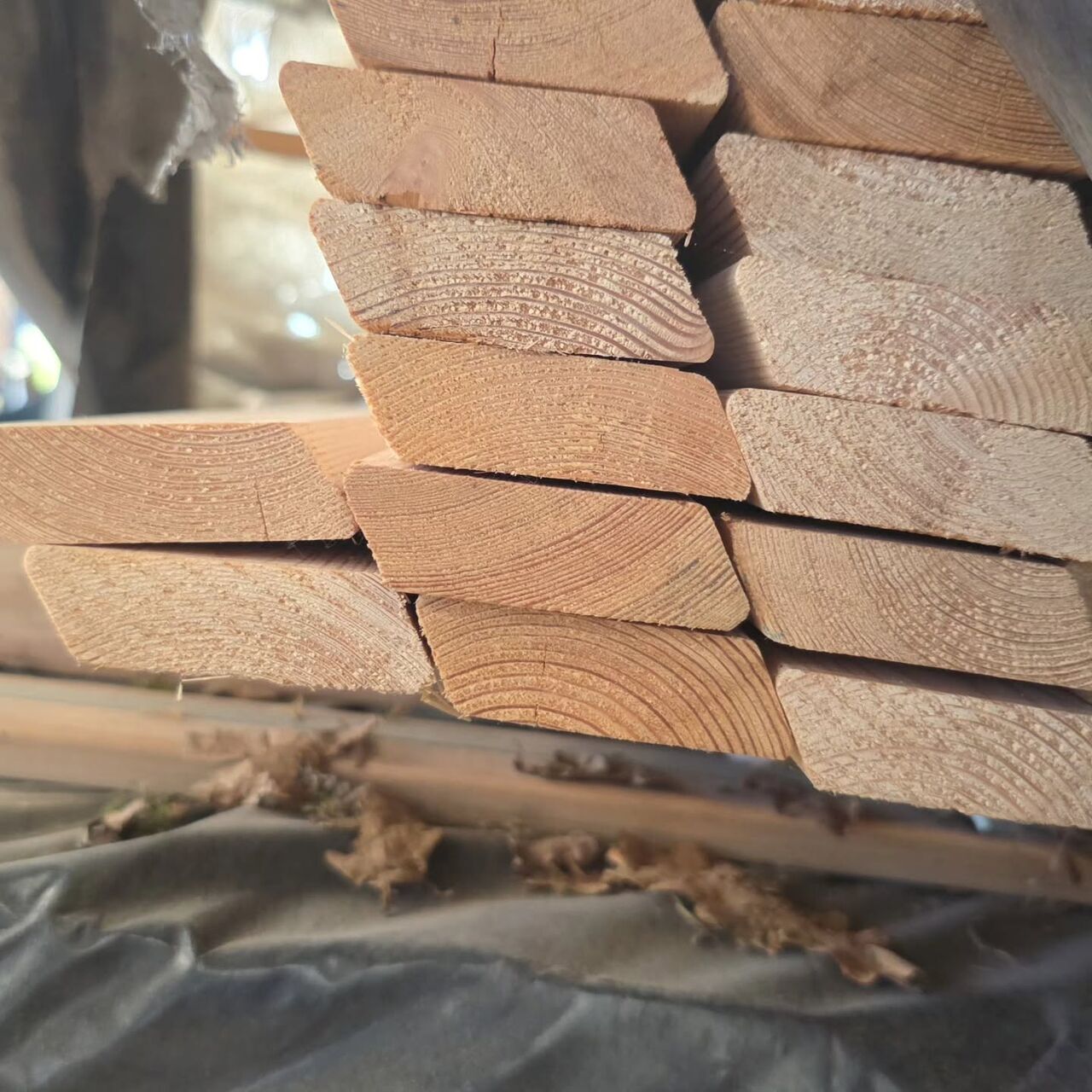 Auckland, Furniture, NZD 50,  Natural Pine Wood Building Material- Customized Pine Timber /lumber/log Wood