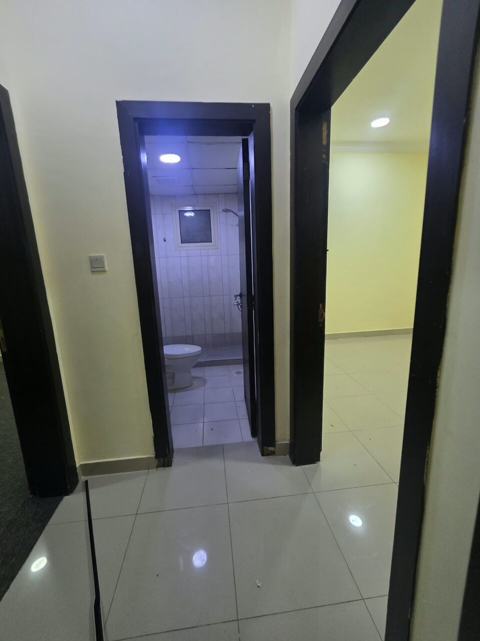 Khobar, Apartments, Flats, Houses & Villas, SAR 23000/year,  3 BR,  3 Bedrooms, A Living Room 2 Bathrooms, A Kitchen,with Air Conditioners  Elevator Available
