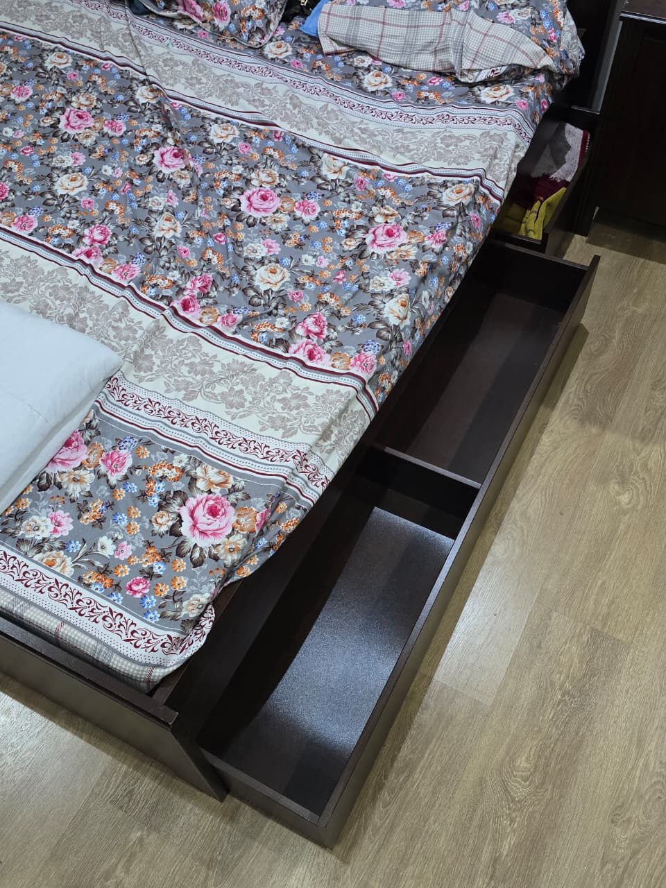 Jeddah, Furniture, SAR 1000,  IKEA Cot And Night Dresser For Sale