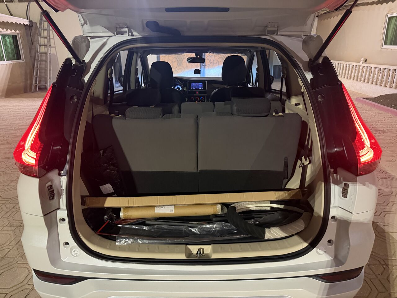 Riyadh, Vehicles, Cars & Trucks , SAR 50000,  Mitsubishi Xpander,,  2022,  Automatic,  88000 KM,