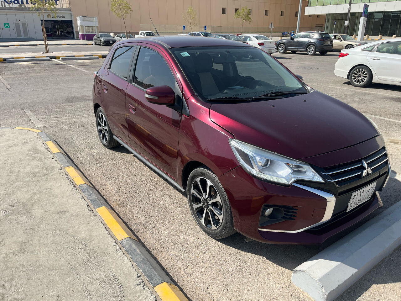 Riyadh, Vehicles, Cars & Trucks , SAR 29000,  Mitsubishi Space Star,  2023,  Automatic,  83000 KM,    For Sale. 83,000km Single Owner