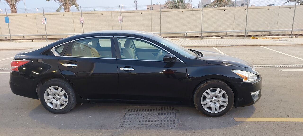 Tuwaiq, Vehicles, Cars & Trucks , SAR 32,  Nissan Altima,  2015,  Automatic,  210 KM,