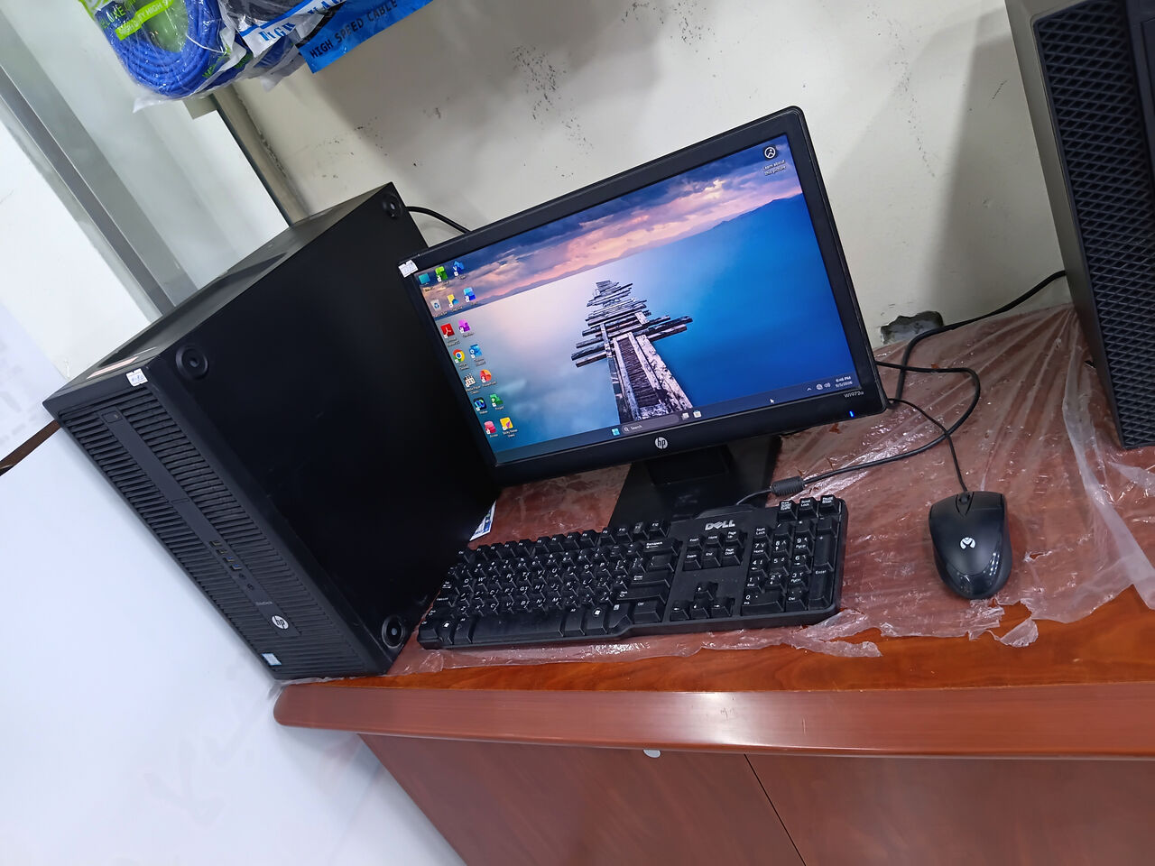 Riffa, Computers, BHD 63,  HP Computer Core I5 6th Gen 8GB/120 SSD + 500GB HDD 19&rsquo;&rsquo; Monitor LED 63 BD Only