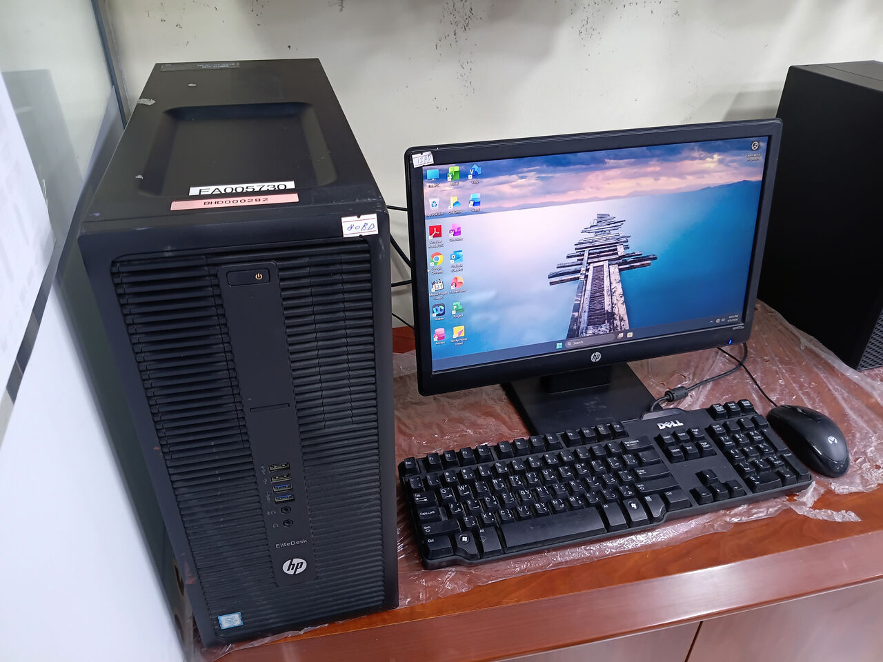 Riffa, Computers, BHD 63,  HP Computer Core I5 6th Gen 8GB/120 SSD + 500GB HDD 19&rsquo;&rsquo; Monitor LED 63 BD Only