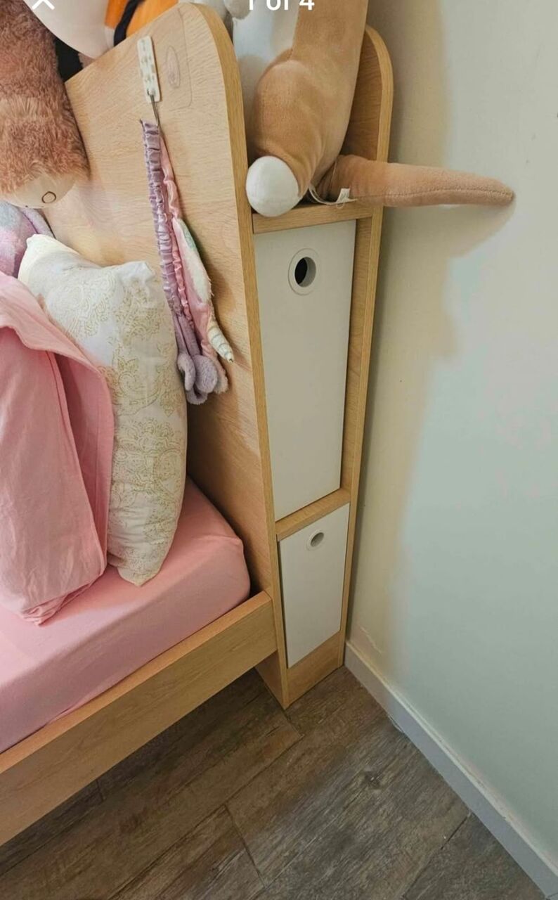 Khobar, Furniture, SAR 500,  120*200 Homecentre Bed For Sale Has Ample Storage Drawers And Underbed Large Storage Drawe