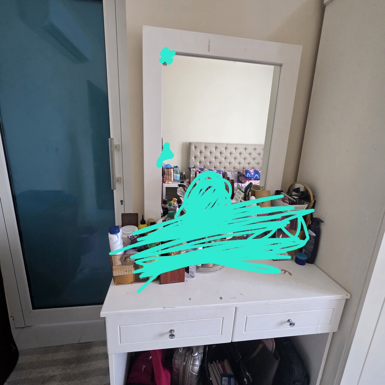 Hidd, Furniture, BHD 100,  White 6 Door Cupboards