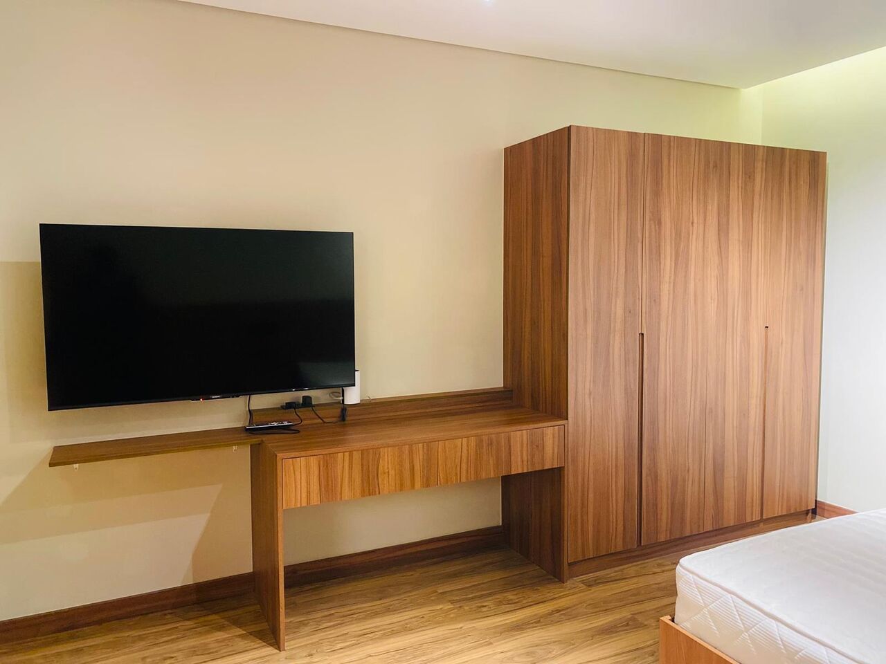 Manama, Apartments, Flats, Houses & Villas, BHD 220/month,  Studio,  Studio Flat For Rent With EWA|With  Ac
