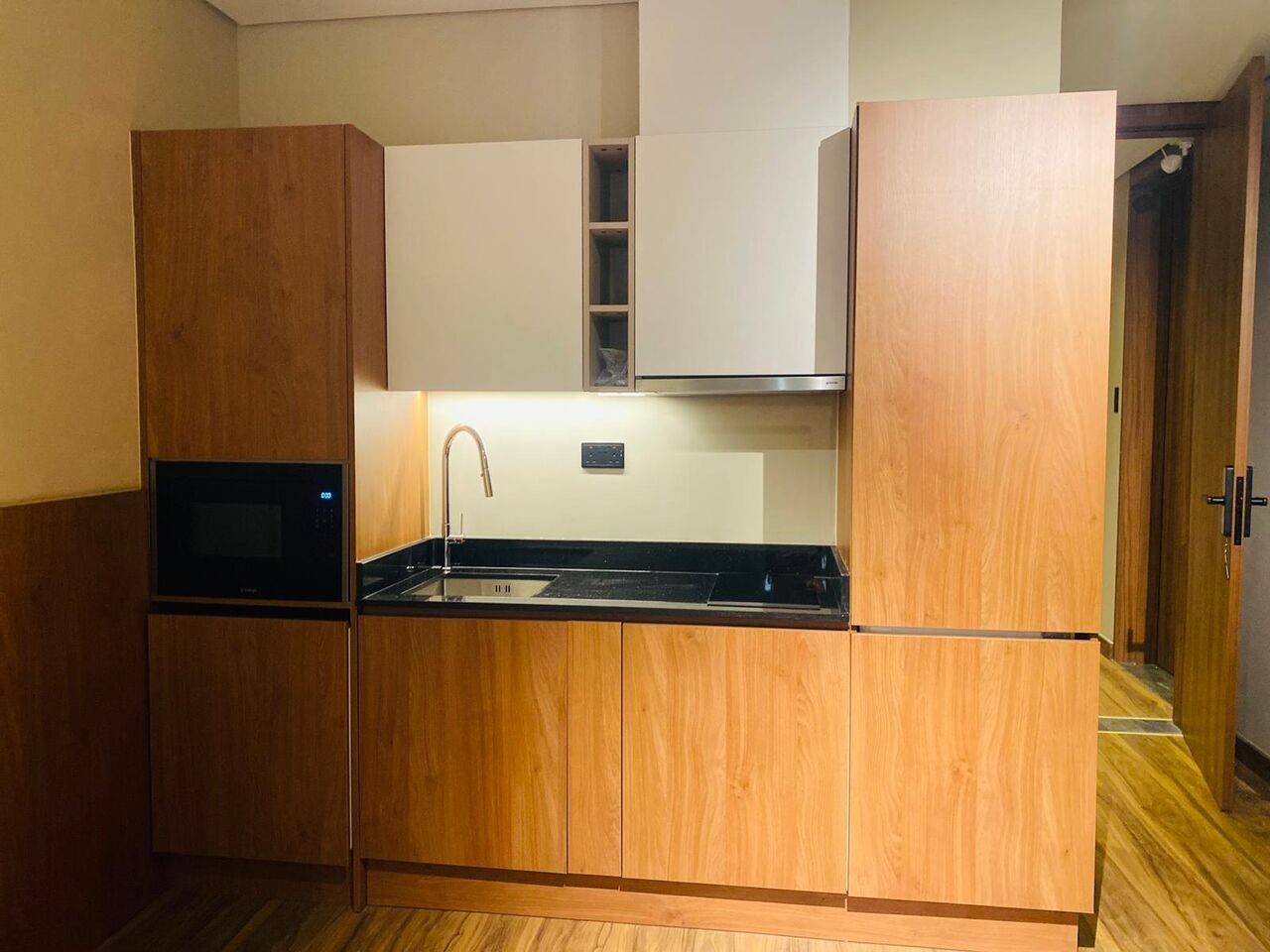 Manama, Apartments, Flats, Houses & Villas, BHD 220/month,  Studio,  Studio Flat For Rent With EWA|With  Ac
