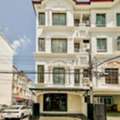 THB 7490000,  4 BR,  24 Sq. Feet,  ขายทาวน์โฮมออฟฟิศ 3 ชั้น 24 ตร.ว. บ้านกล