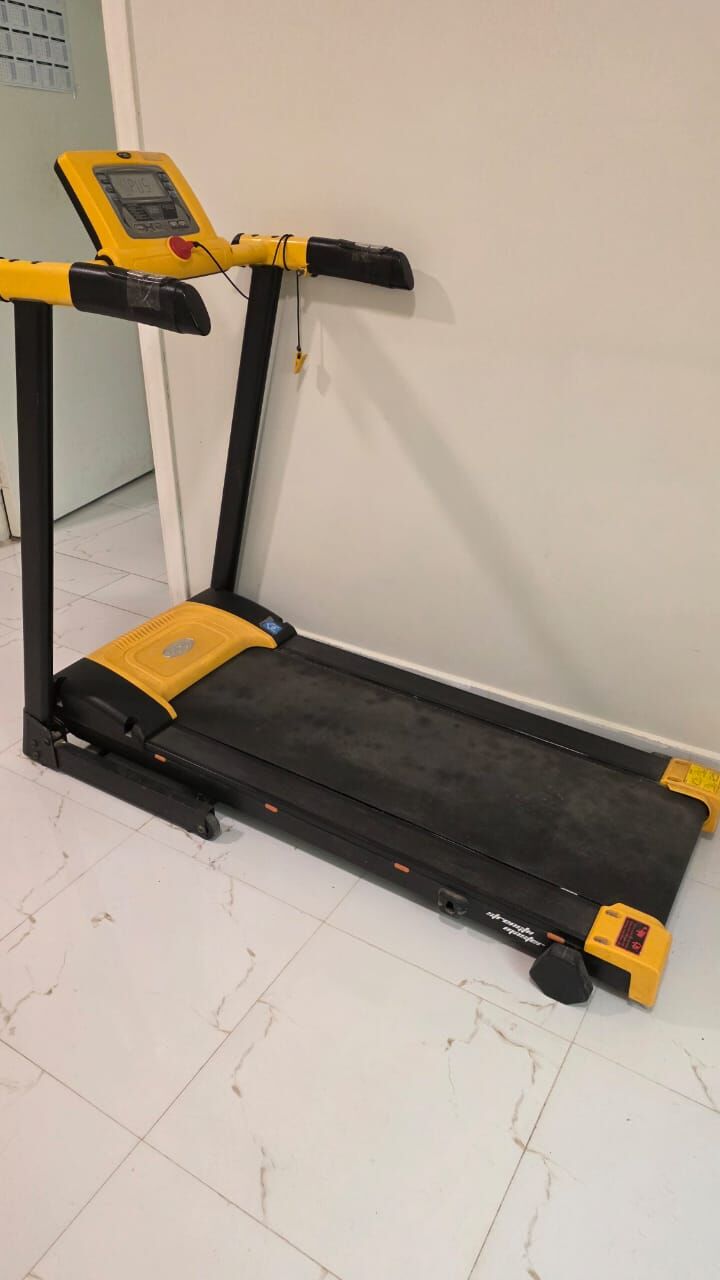 Riyadh, Health & Beauty Items, SAR 400,  MOTORIZED TREADMILL