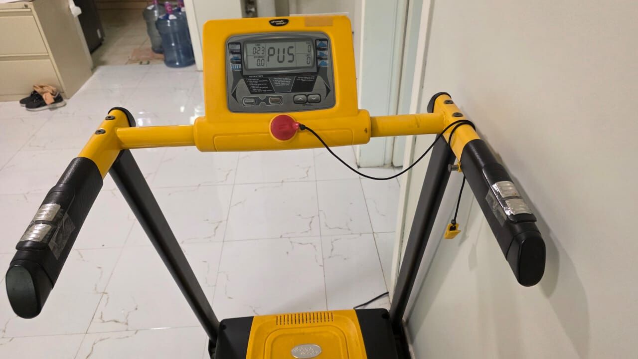 Riyadh, Health & Beauty Items, SAR 400,  MOTORIZED TREADMILL