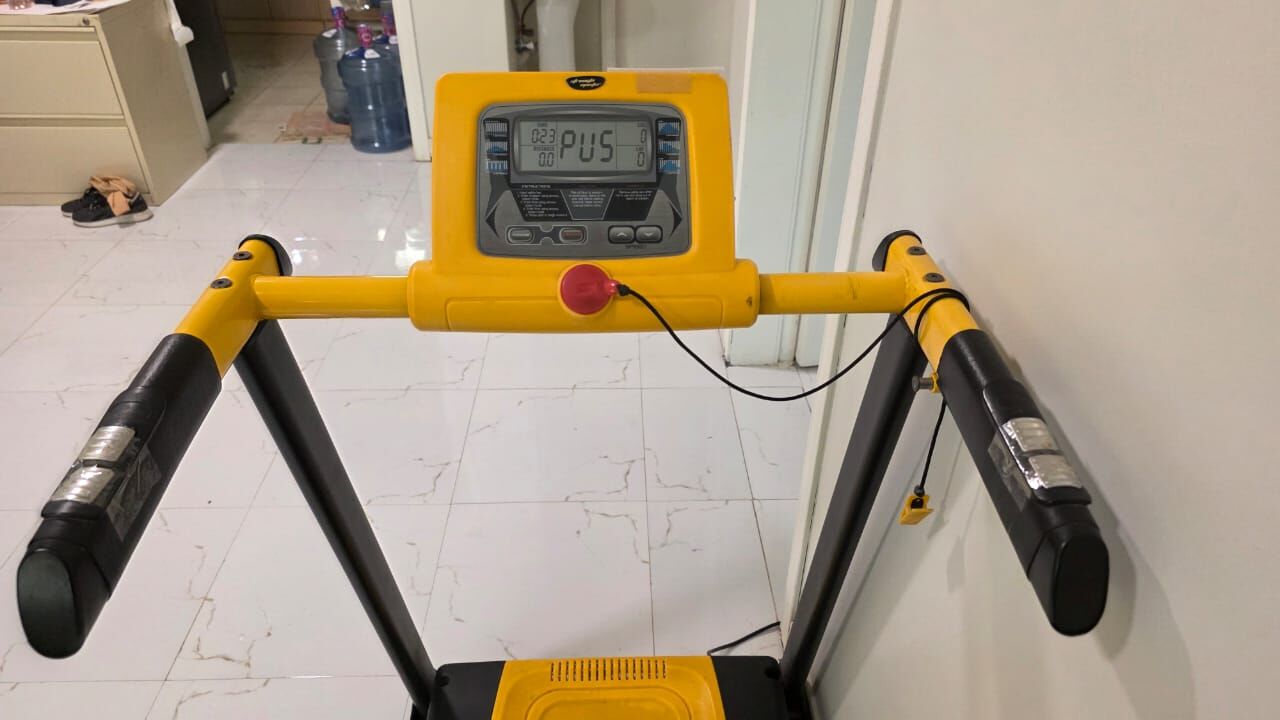 Riyadh, Health & Beauty Items, SAR 400,  MOTORIZED TREADMILL