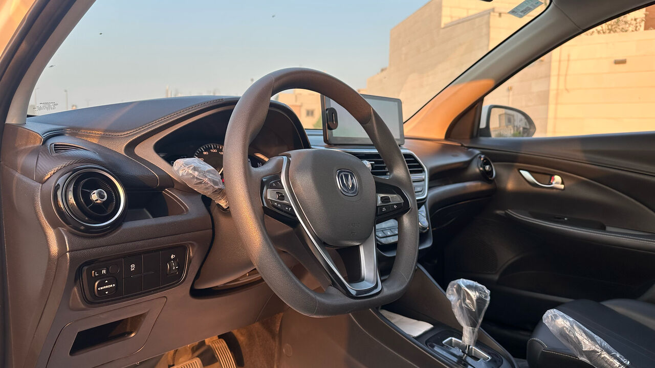 Dammam, Vehicles, Cars & Trucks , SAR 25000,  Changan Alsvin,  2024,  Automatic,  90000 KM,