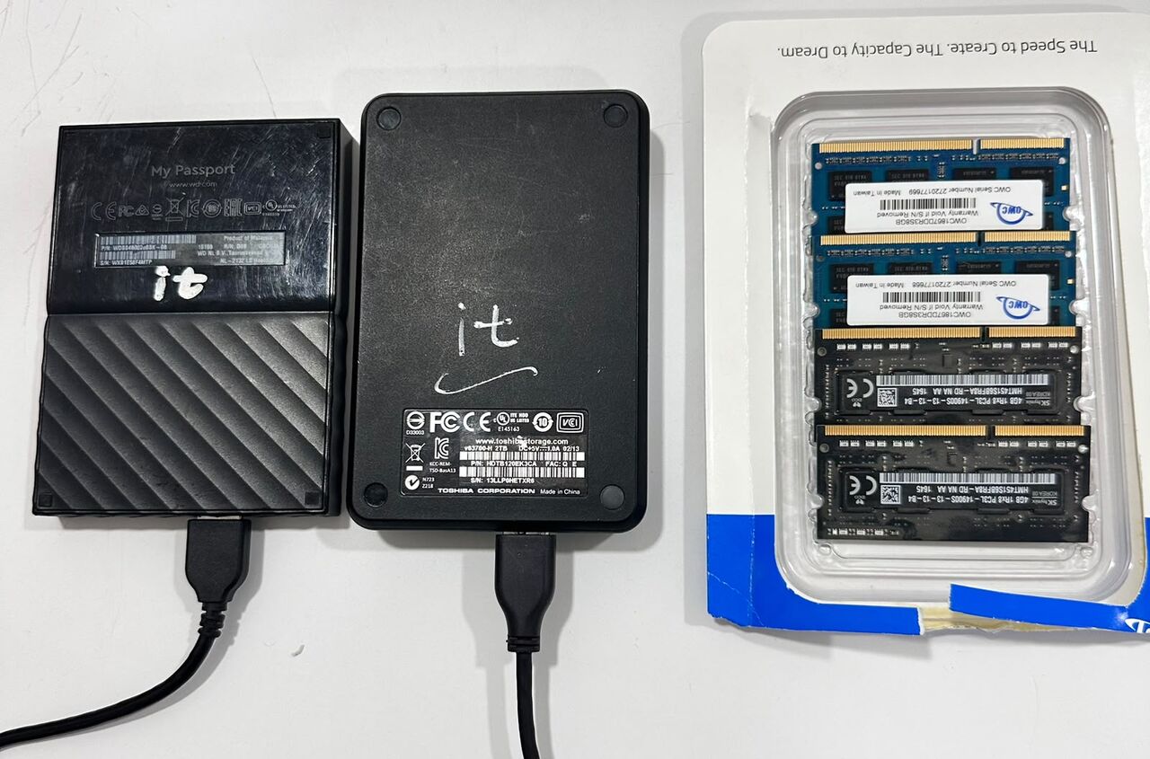Al Malqa, Computers, Cabin, Servers And Camera