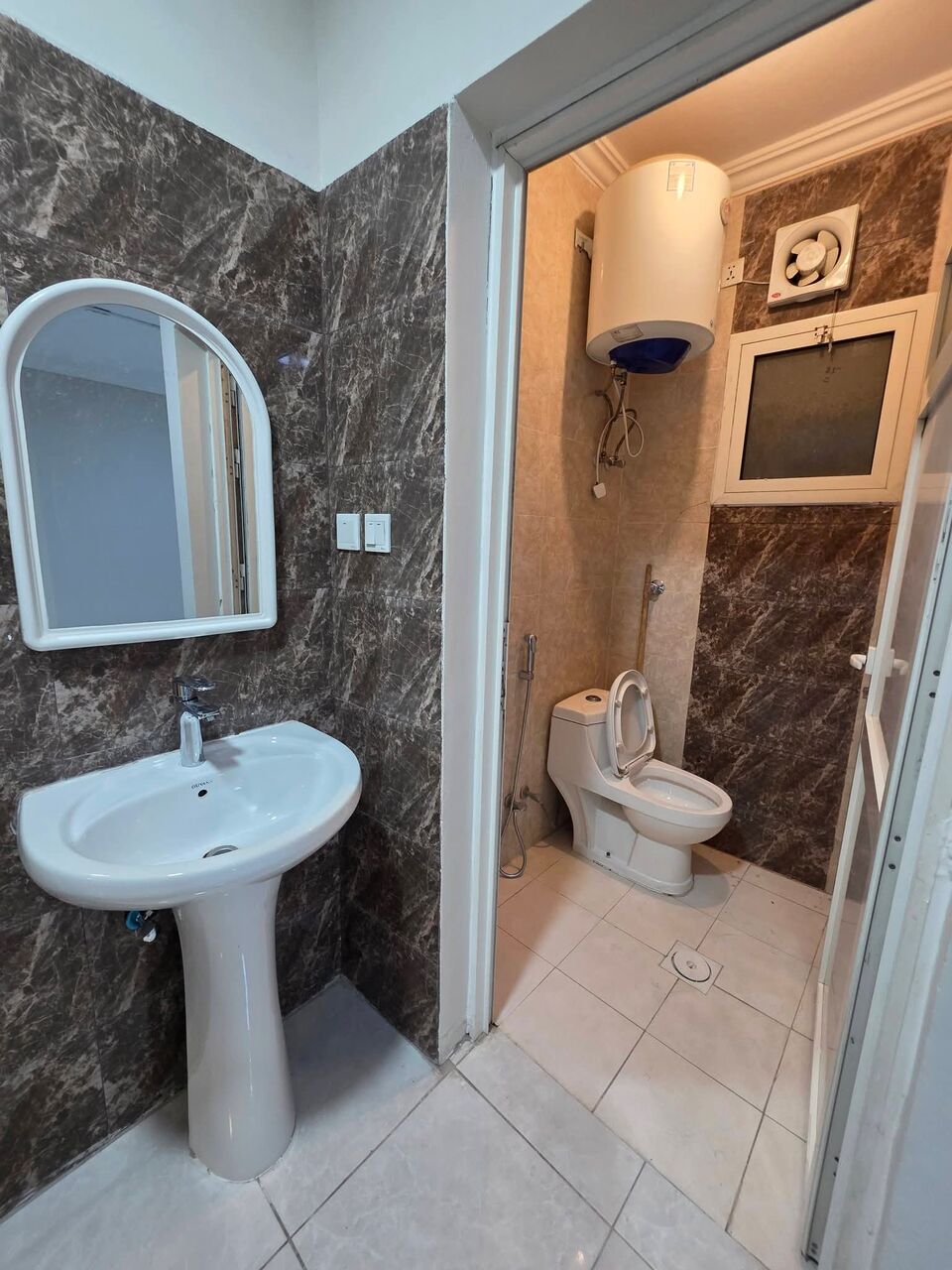 Khobar, Apartments, Flats, Houses & Villas, 2 BR,  FAMILY APARTMENT FOR RENT Layout:2 Bedrooms + Living Room 2 Bathrooms Open American-style