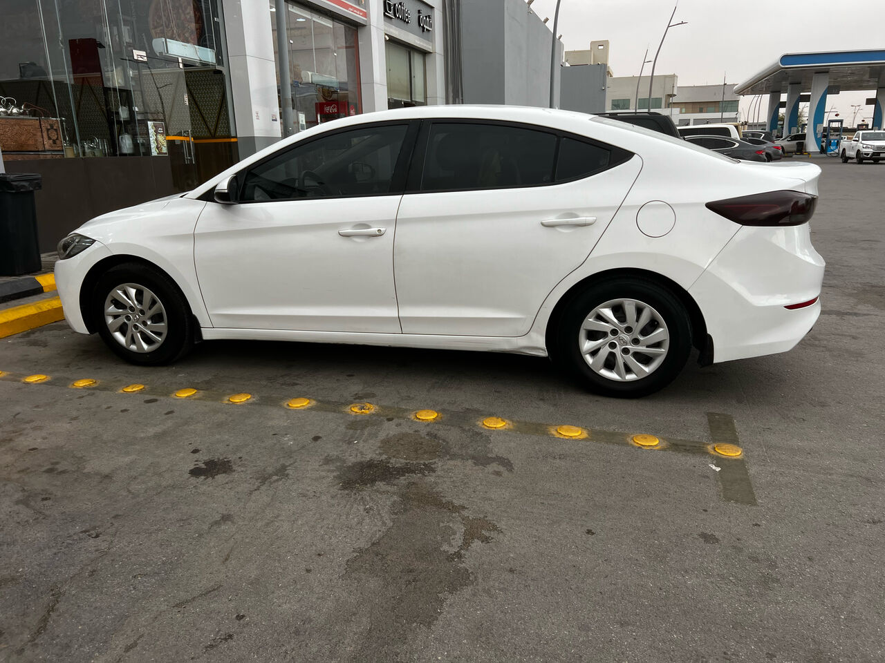 Buraidah, Vehicles, Cars & Trucks , SAR 34000,  Hyundai Elantra,  2018,  Automatic,  124000 KM,    Mileage 124000