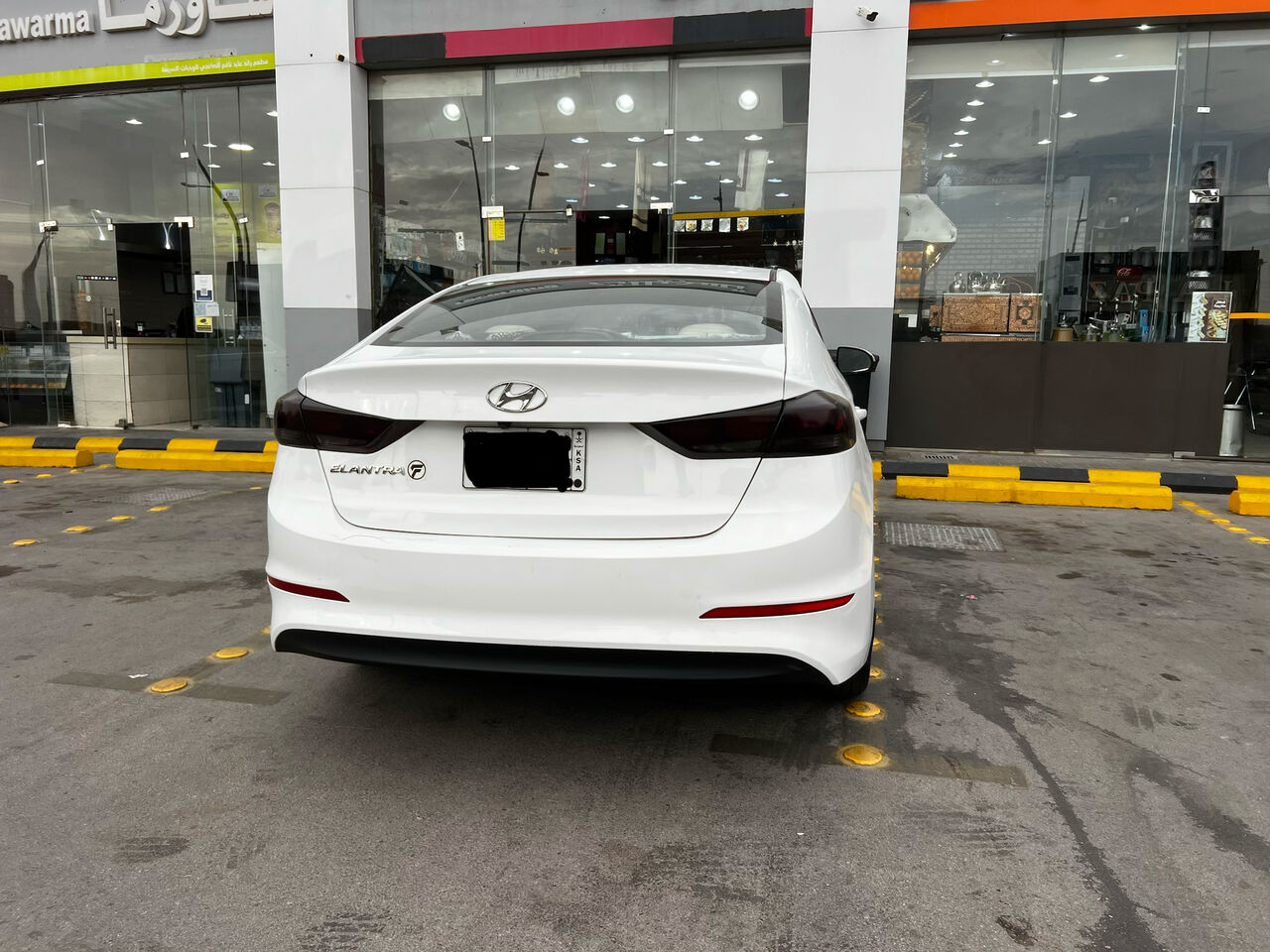 Buraidah, Vehicles, Cars & Trucks , SAR 34000,  Hyundai Elantra,  2018,  Automatic,  124000 KM,    Mileage 124000