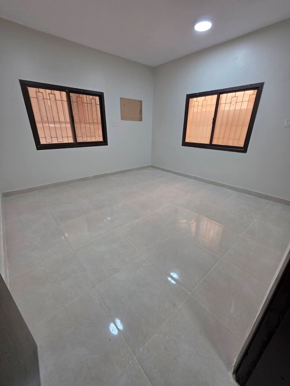 Khobar, Apartments, Flats, Houses & Villas, 4 BR,  FAMILY APARTMENT FOR RENT  Layout: 4 Bedrooms + Living Room + 2 Bathrooms + Kitchen 🏢 Gro