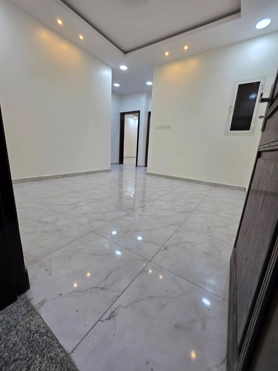Thuqbah, Apartments, Flats, Houses & Villas, 2 BR,  FAMILY APARTMENT FOR RENT Layout: 2 Bedrooms + Living Room + 2 Bathrooms + Kitchen🏢 Groun