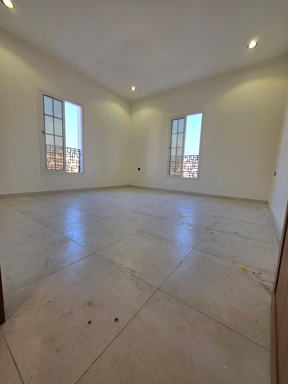 Khobar, Apartments, Flats, Houses & Villas, 2 BR,  BRAND-NEW FAMILY APARTMENTS  Each Apartment Includes: &bull; 2 Bedrooms + Living Room &bull; 2 Bathr