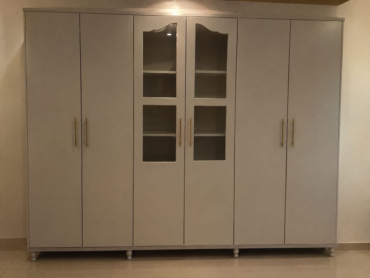 Al Sulaymaniyyah, Furniture, SAR 600,  6 Door Cupboard