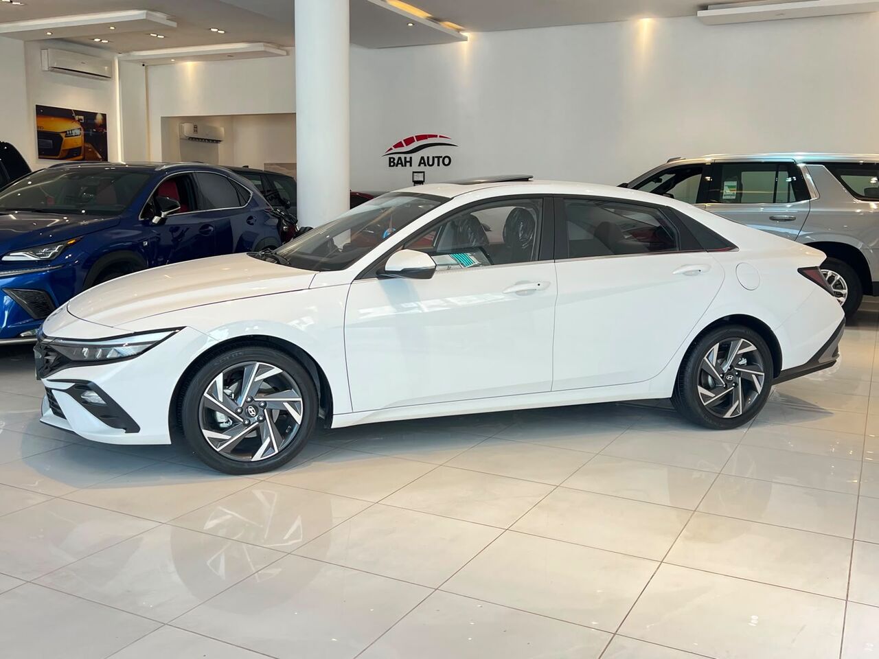 East Riffa, Vehicles, Cars & Trucks , BHD 6500,  Hyundai Elantra,  2025,  Automatic,  5000 KM,   MODEL  FOR SALE