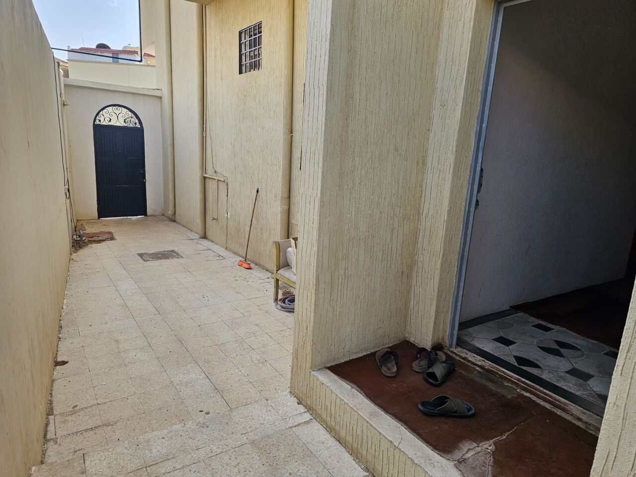 Abha, Rooms for Rent, SAR 500/month,  Executive Or Educated Bachelor Room For Rent