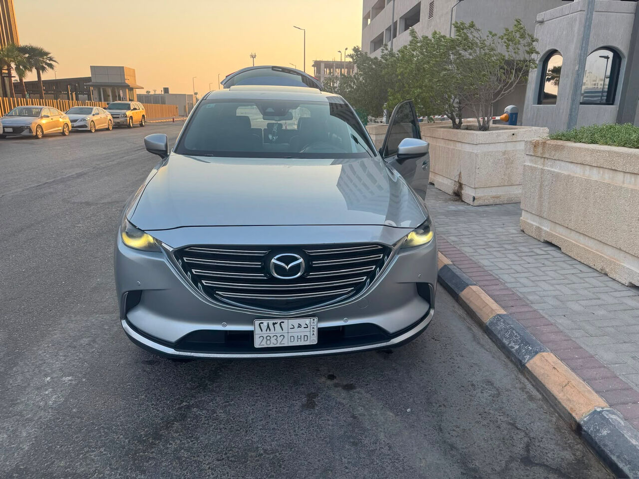 Khobar, Vehicles, Cars & Trucks , SAR 75000,  Mazda CX-09,  2021,  Automatic,  220000 KM,  Mazda CX9  For Sale