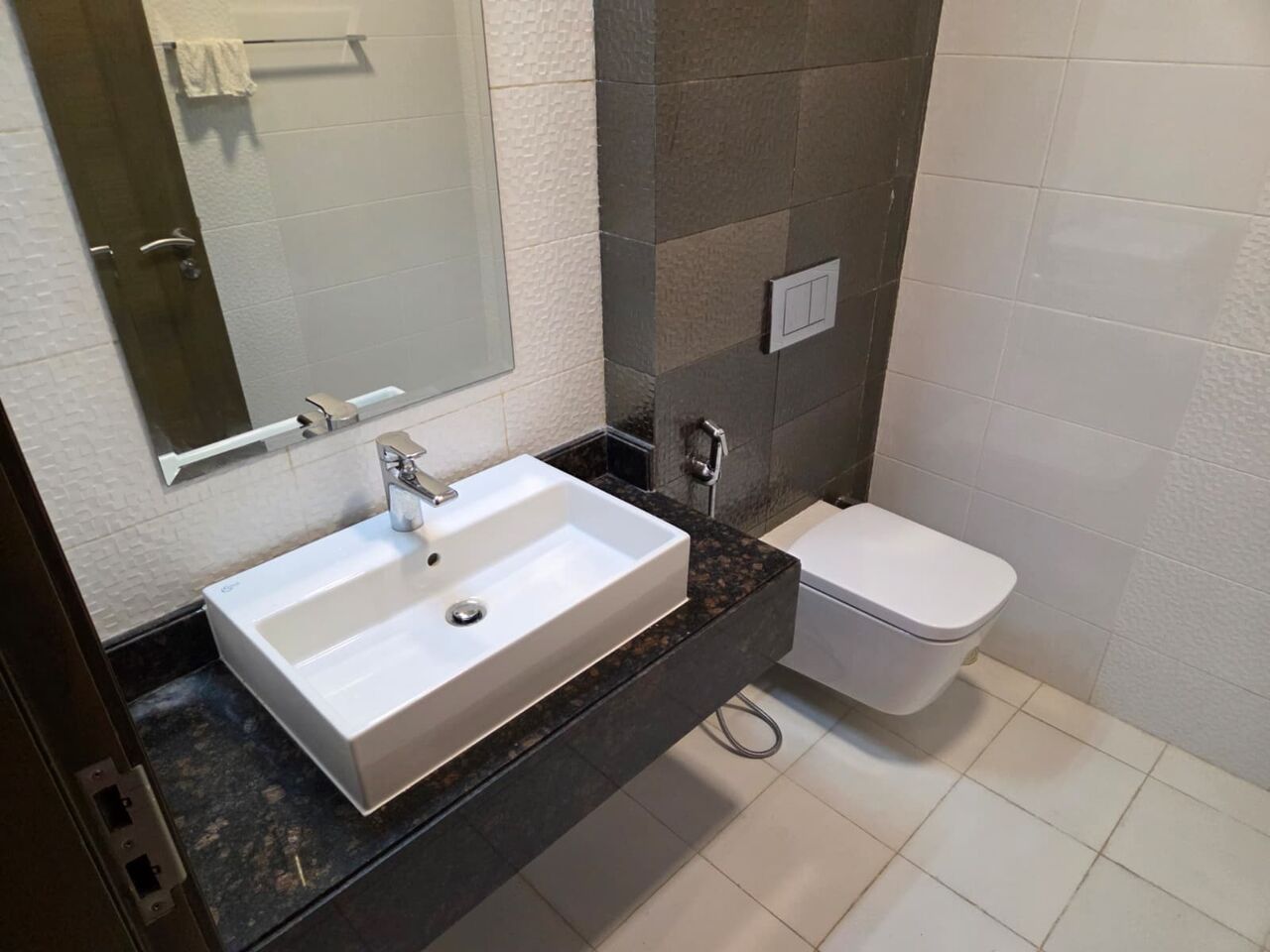 Manama, Apartments, Flats, Houses & Villas, BHD 350/month,  Furnished,  1 BR,  80 Sq. Meter,  Brand New Apartment For Rent In Durrat Marina