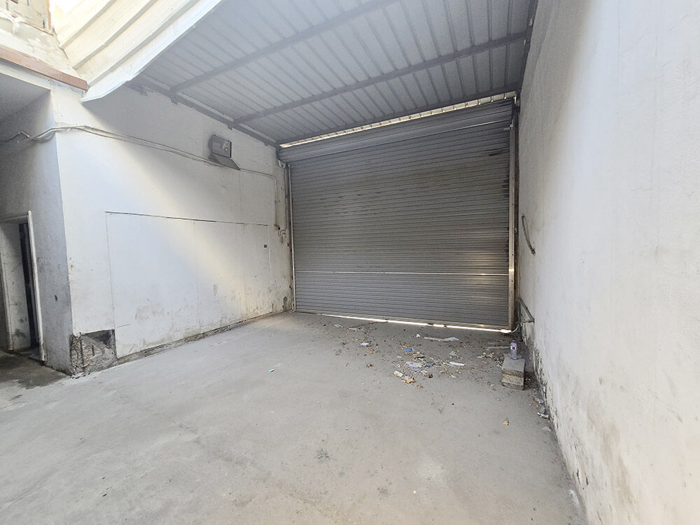 Tubli, Warehouses, BHD 850,  350 Sq. Meter,  Warehouse - Workshop With Ready Showroom For Rent In Tubli