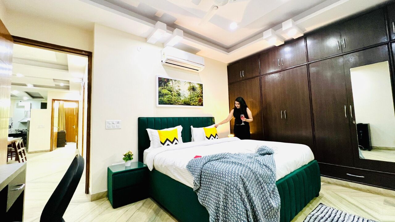 Rohini, Apartments, Flats, Houses & Villas, INR 11879/day,  4 BR,  22 Sq. Feet,  Classified Ad