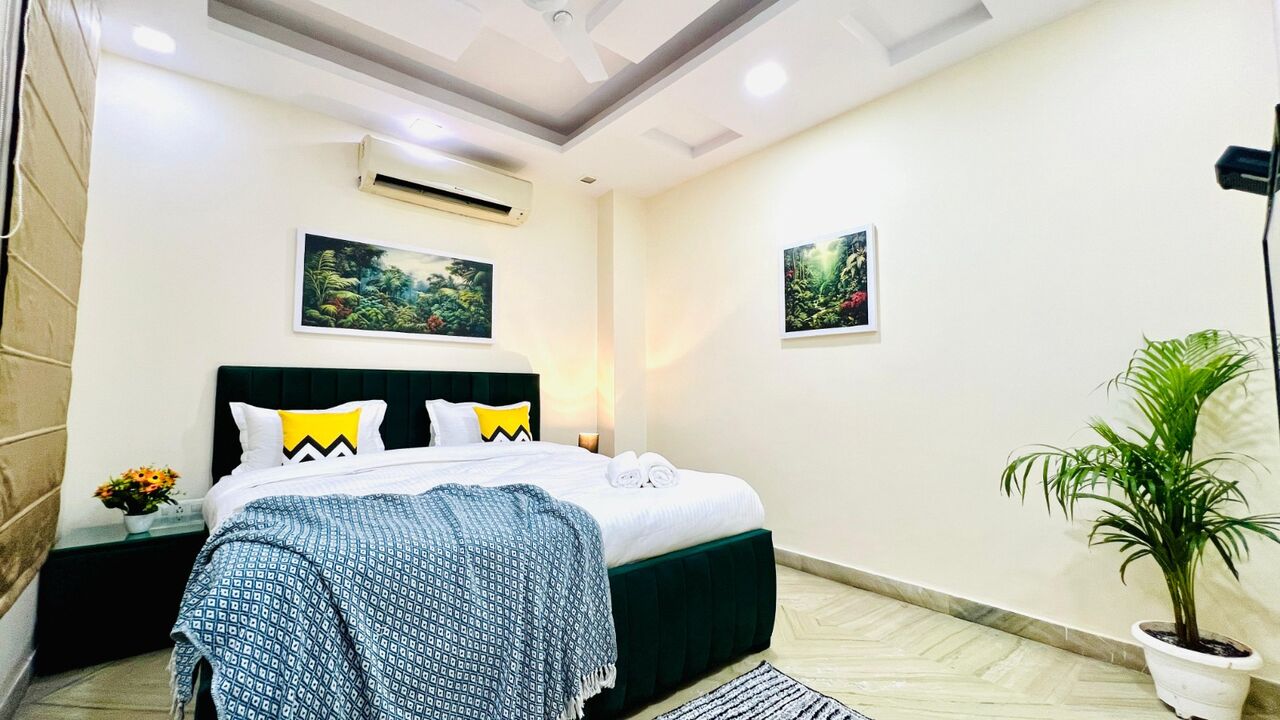 Rohini, Apartments, Flats, Houses & Villas, INR 11879/day,  4 BR,  22 Sq. Feet,  Classified Ad