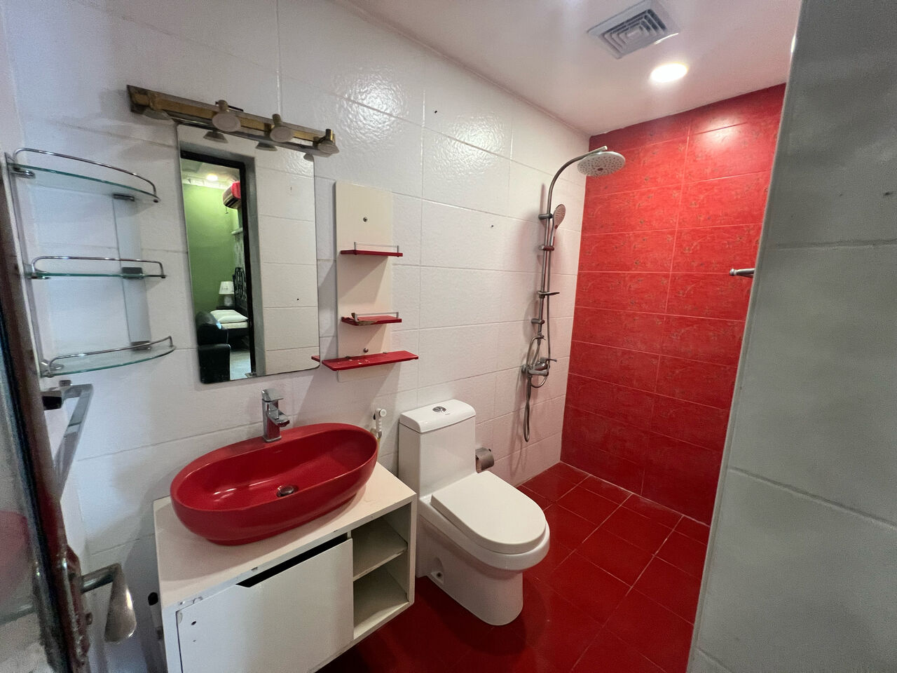 Manama, Apartments, Flats, Houses & Villas, BHD 185/year,  Furnished,  1 BR,  Furnished Studio In A Family Building In Adliya