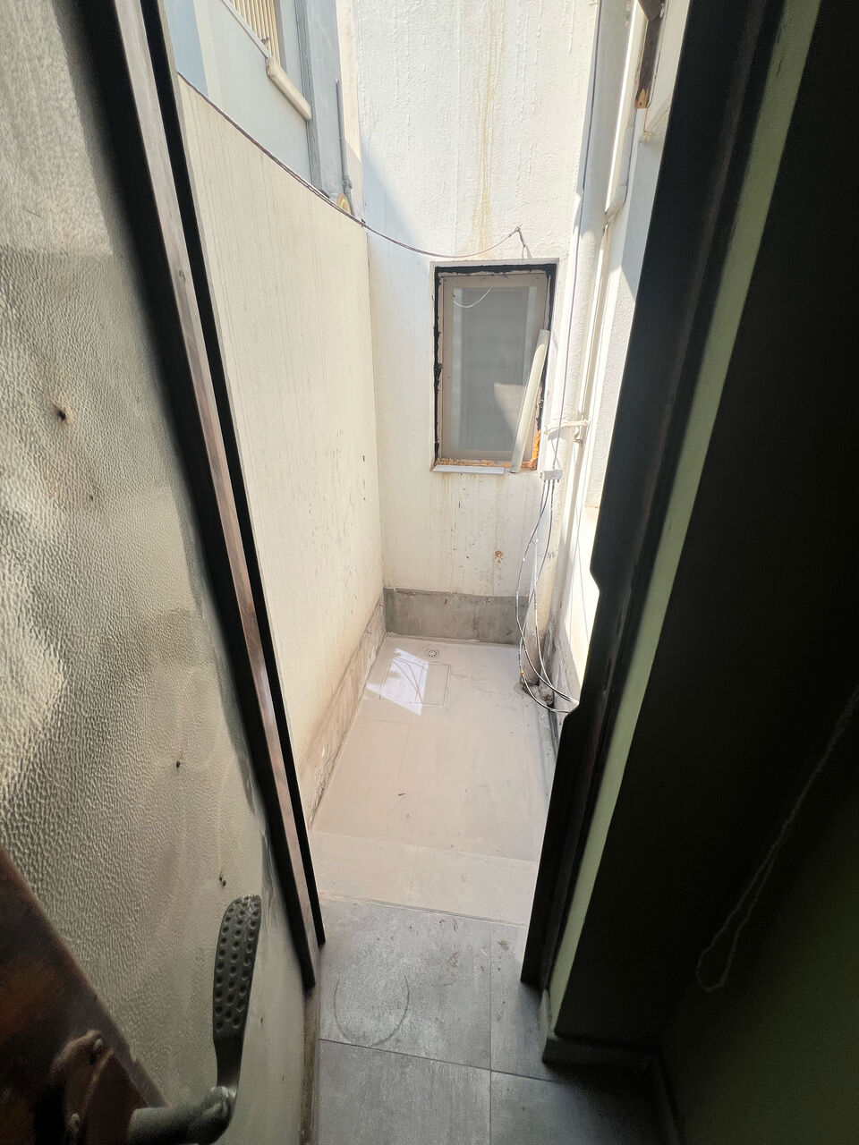 Manama, Apartments, Flats, Houses & Villas, BHD 185/year,  Furnished,  1 BR,  Furnished Studio In A Family Building In Adliya