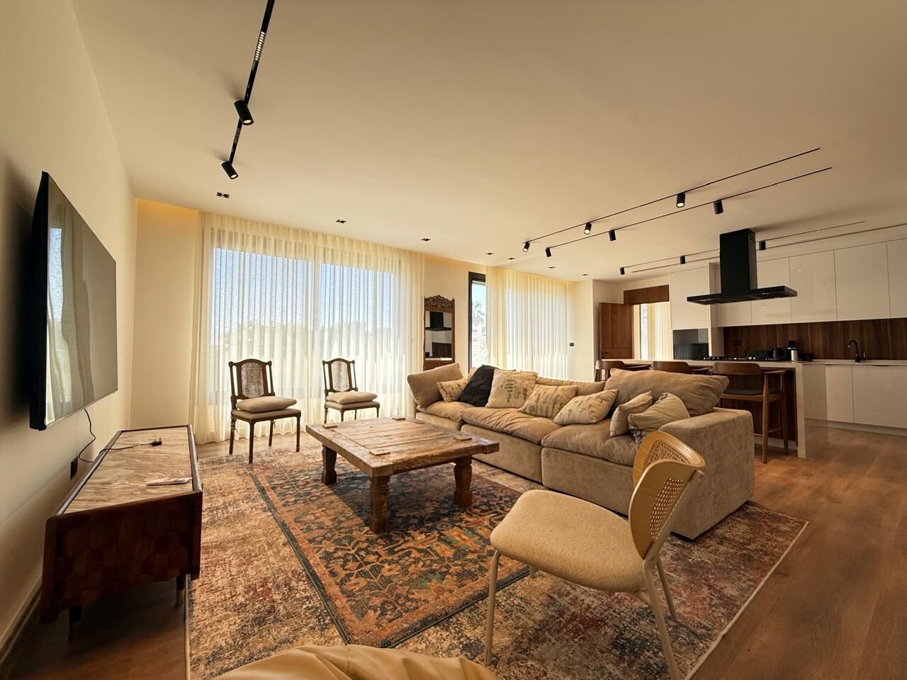 Abdoun, Apartments, Flats, Houses & Villas, JOD 32000/year,  Furnished,  3 BR,  230 Sq. Meter,  Brand New Furnished 3 Bed For Rent In Abdoun