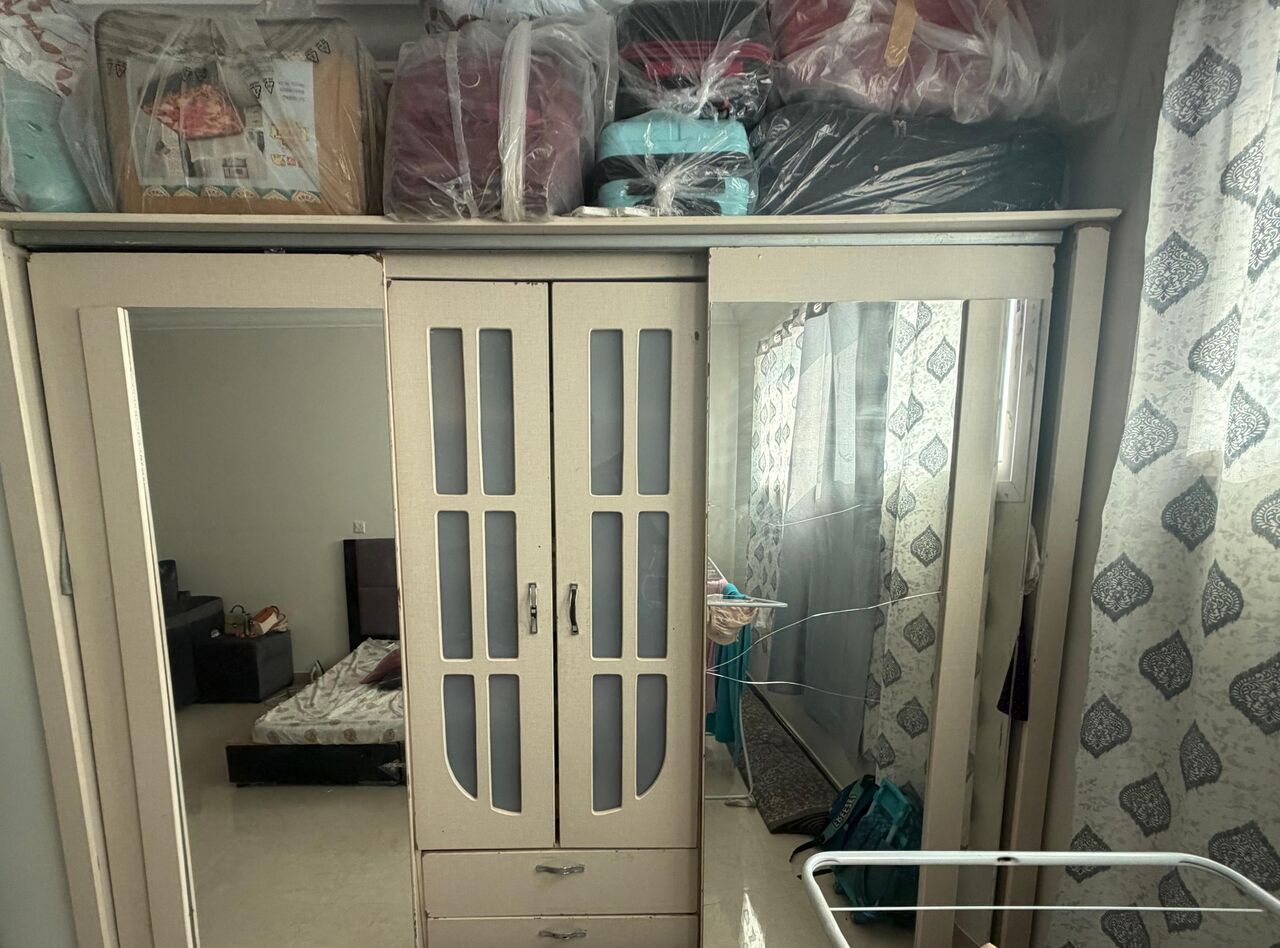 Al Iskan, Household Items, Cupboard For Clothes And Kitchen Cupboard / Almirah / Double Bed / AC, Refrigerator