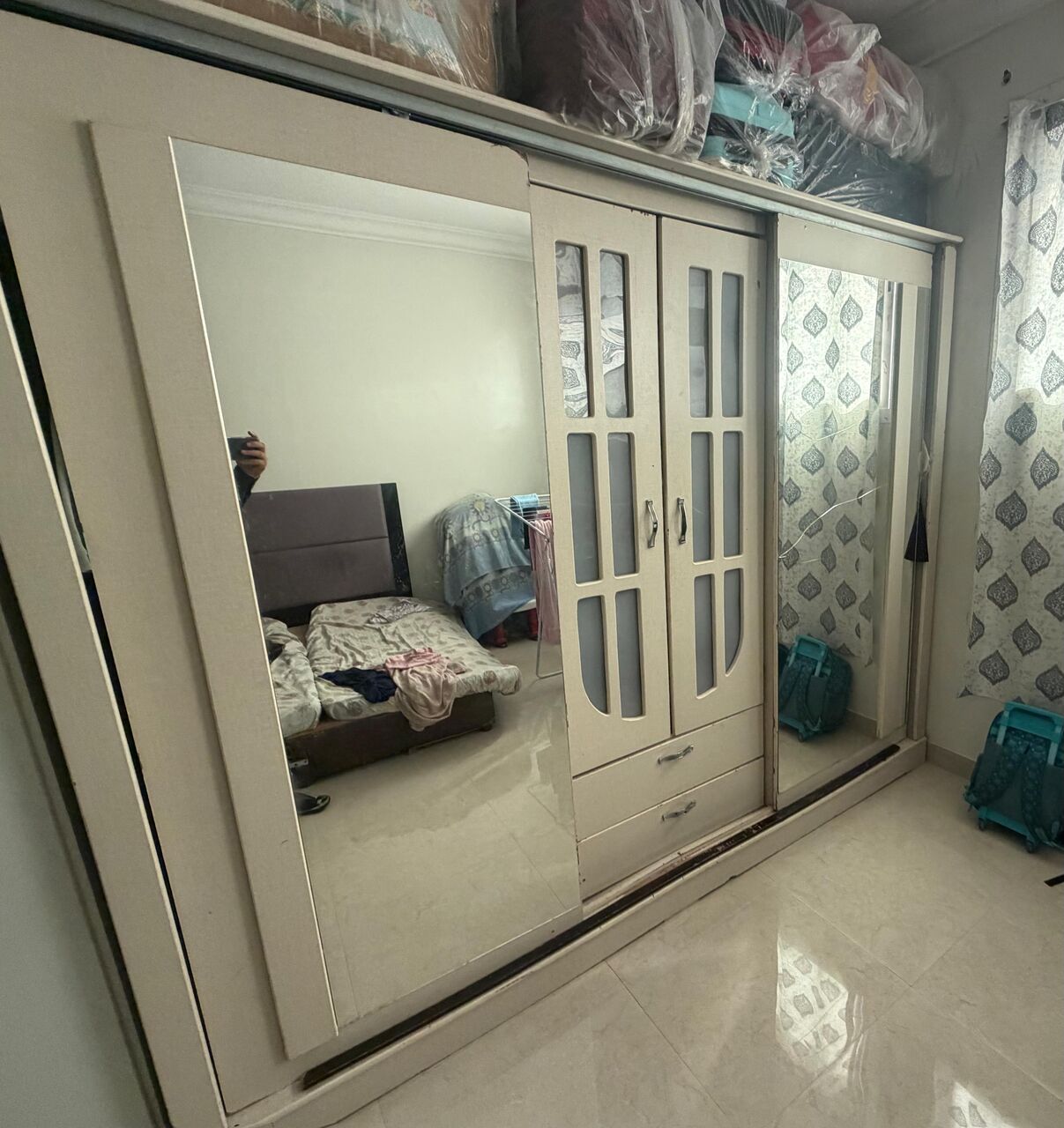 Al Iskan, Household Items, Cupboard For Clothes And Kitchen Cupboard / Almirah / Double Bed / AC, Refrigerator