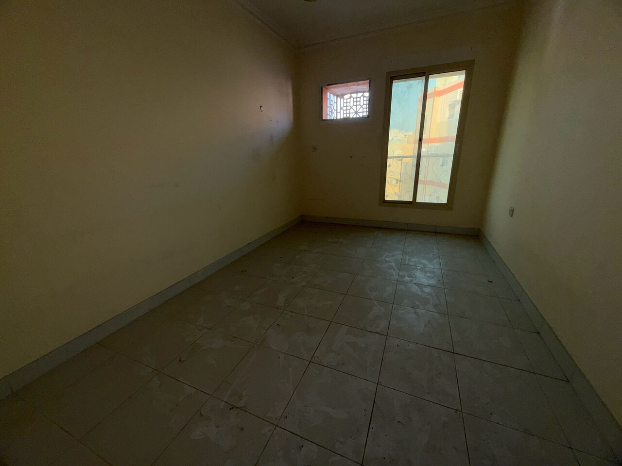 Salmaniya, Apartments, Flats, Houses & Villas, BHD 180/month,  1 BR,  1 Bedroom Flat For Rent Unlimited Ewa