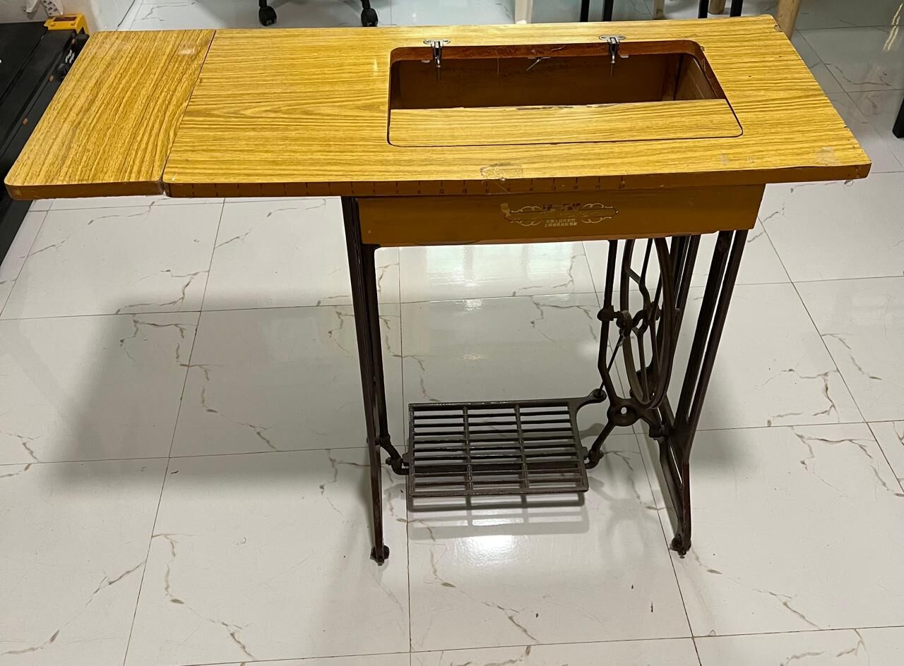 Riyadh, Household Items, SAR 150,  SWEING MACHINE STAND