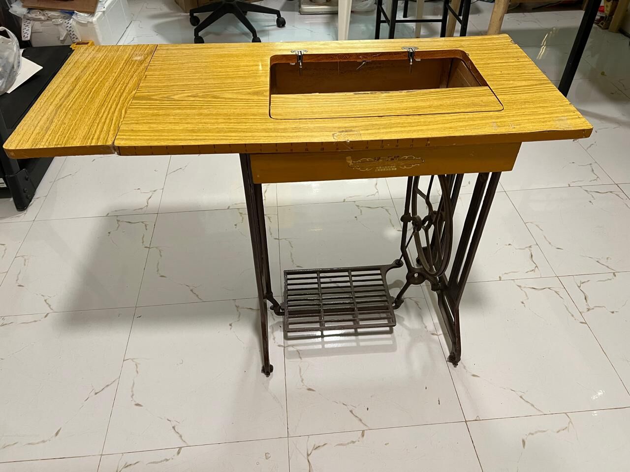 Riyadh, Household Items, SAR 150,  SWEING MACHINE STAND
