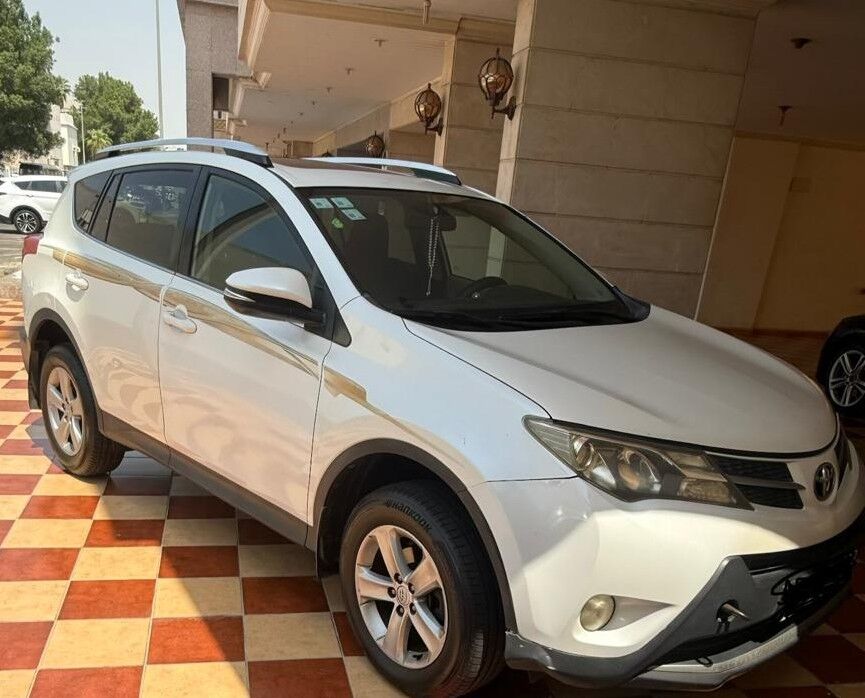 Al Aziziyah, Vehicles, Cars & Trucks , SAR 46000,  Toyota Rav4 - Full Option,  2013,  Automatic,  200000 KM,  Toyota Rav 4 SUV Car - Full Option - Key Less Entry - Single Owner - Neat & Clean For Sale