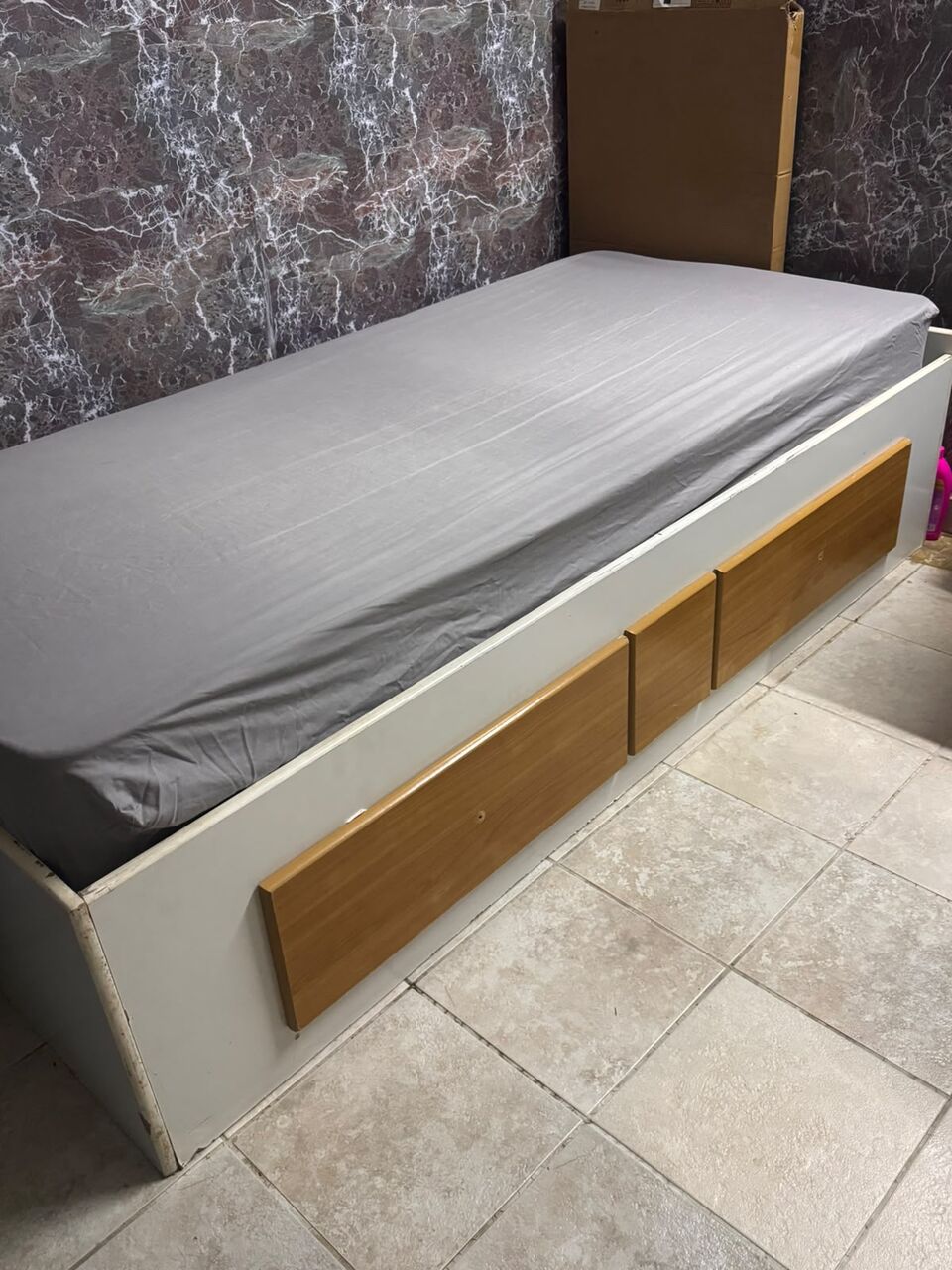 Al Baghdadyiah Al Sharqyia, Furniture, SAR 175,  Wooden Sindle Bed (IKEA)