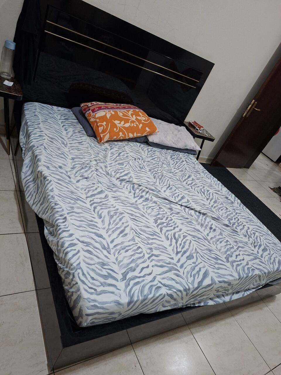 Khobar, Furniture, SAR 650,  Kingbed 2 Side Tables Mattress And Chest Of Drawer
