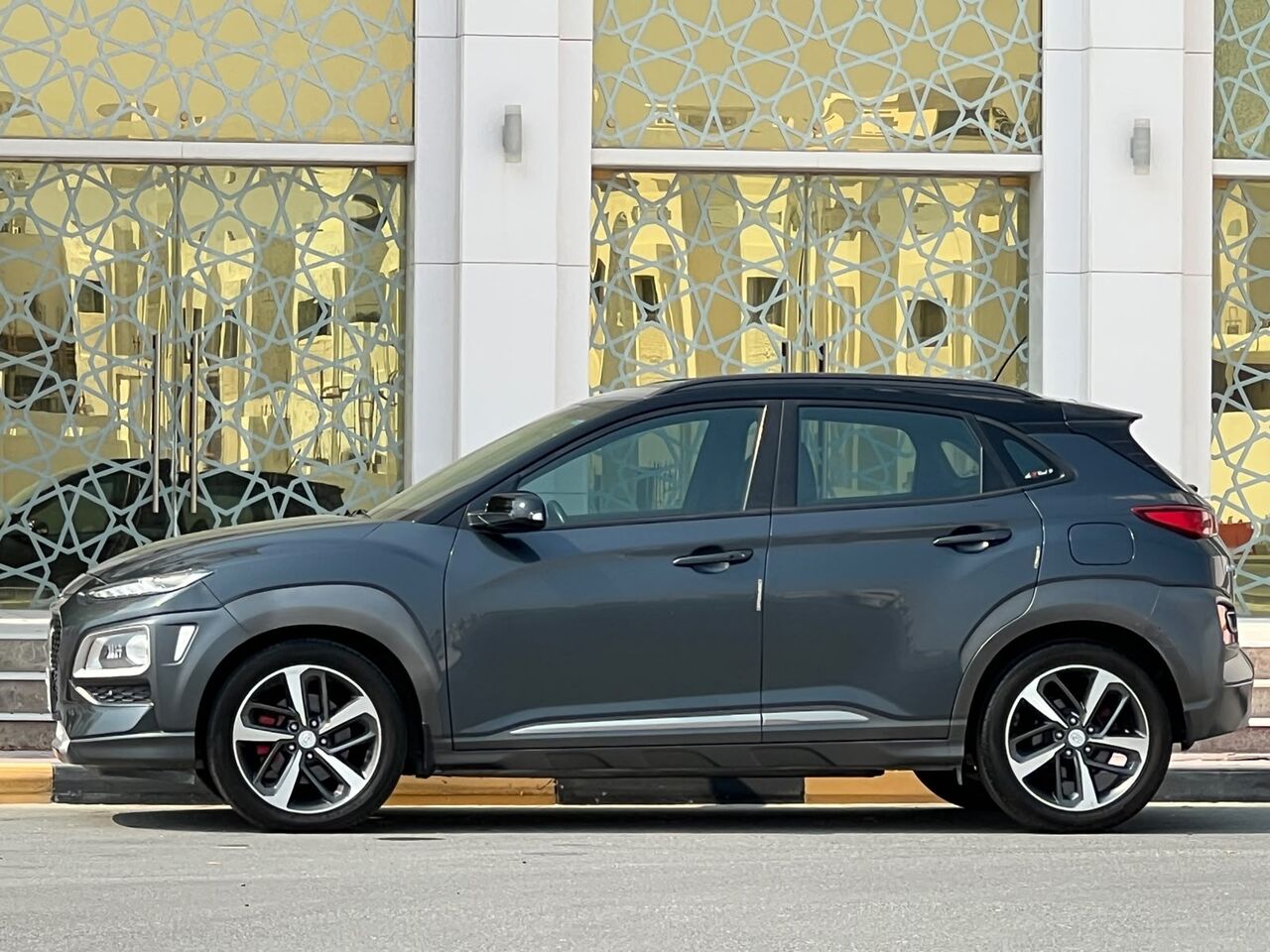 East Riffa, Vehicles, Cars & Trucks , BHD 4200,  Hyundai Kona,  2019,  Automatic,  68000 KM,  HYUNDAI KON MODEL  FOR SALE