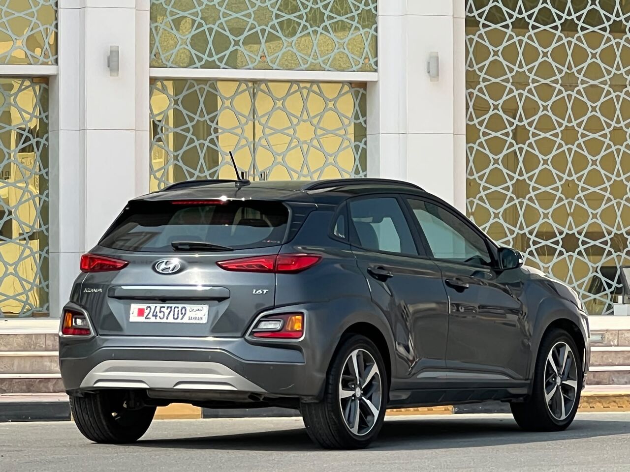 East Riffa, Vehicles, Cars & Trucks , BHD 4200,  Hyundai Kona,  2019,  Automatic,  68000 KM,  HYUNDAI KON MODEL  FOR SALE