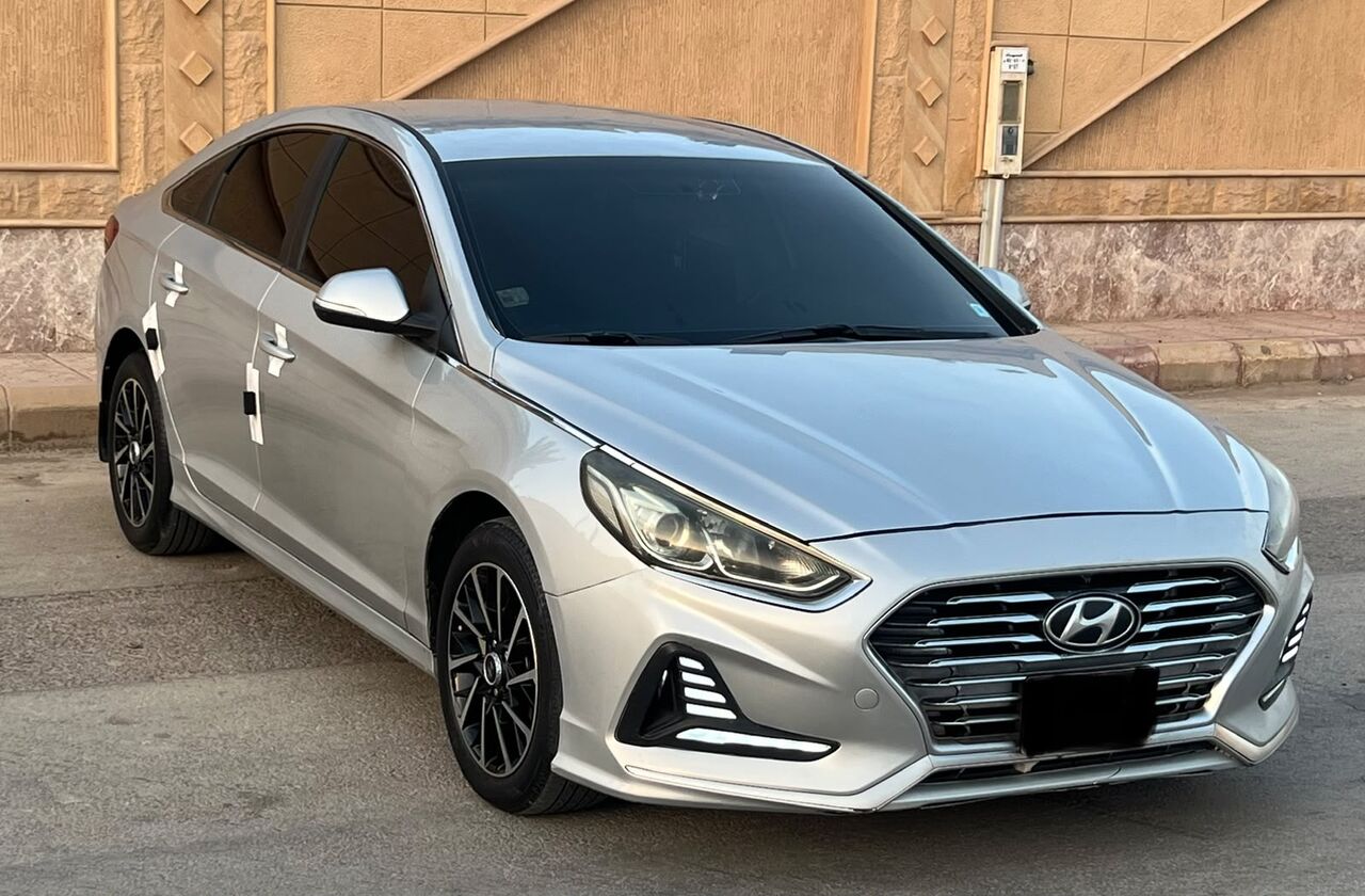 Riyadh, Vehicles, Cars & Trucks , SAR 32000,  Hyundai Sonata,  2018,  Automatic,  320000 KM,