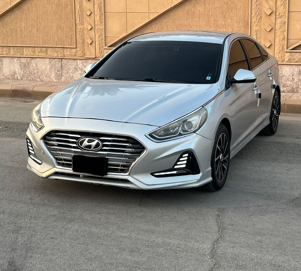 Riyadh, Vehicles, Cars & Trucks , SAR 32000,  Hyundai Sonata,  2018,  Automatic,  320000 KM,