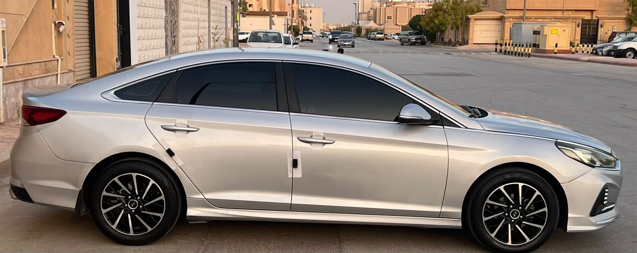 Riyadh, Vehicles, Cars & Trucks , SAR 32000,  Hyundai Sonata,  2018,  Automatic,  320000 KM,