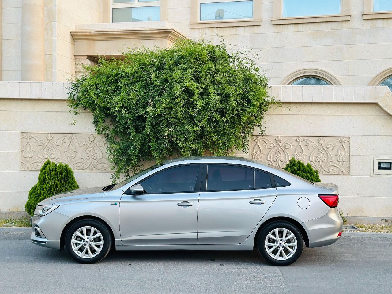Manama, Vehicles, Cars & Trucks , BHD 3100,  MG MG 5,  2023,  Automatic,  80000 KM,   MODEL